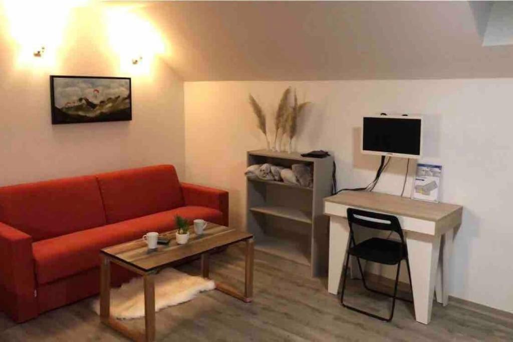 Au Bout Du Bois Piscine Sauna Hammam Accessible En Saison Et Le Logement Accessible Toute L Annee 莱代塞尔 外观 照片